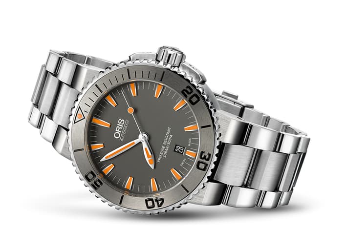 Image of Aquis Date